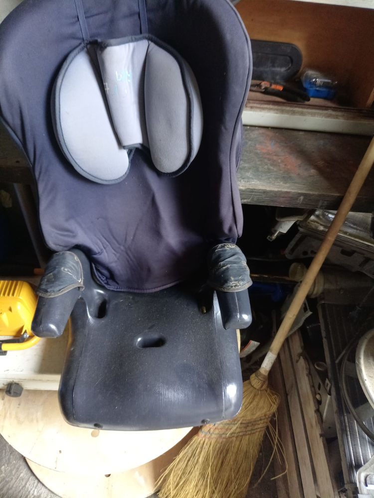 Rehausseur avec dossier detachable 5 Pompignan (82)