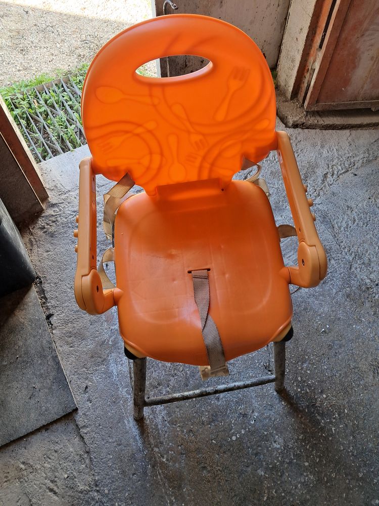 R�hausseur de chaise pliant pour b�b� 10 Marseille 11 (13)