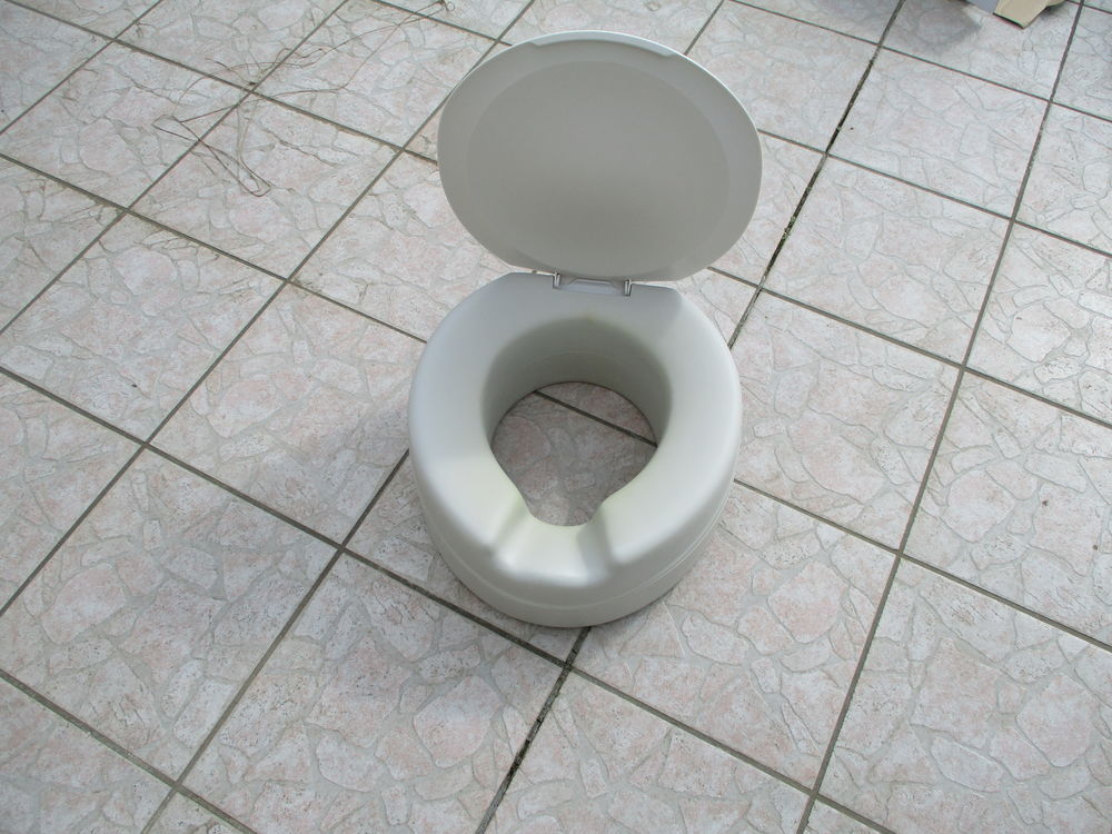 r�hausseur de toilette 15 B� (28)