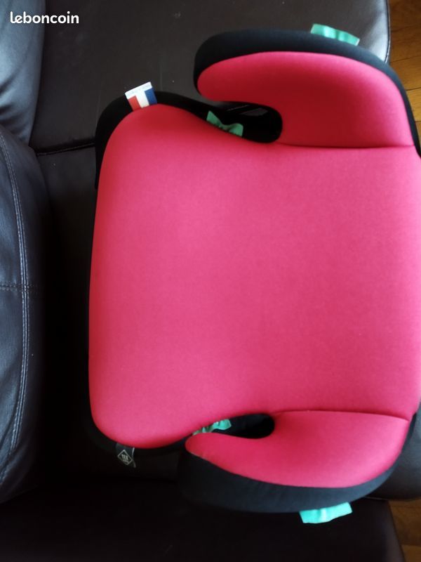 REHAUSSEUR VOITURE 15 Rennes (35)