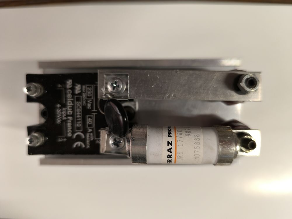 Relais statiques celduc 25 Brasles (02)