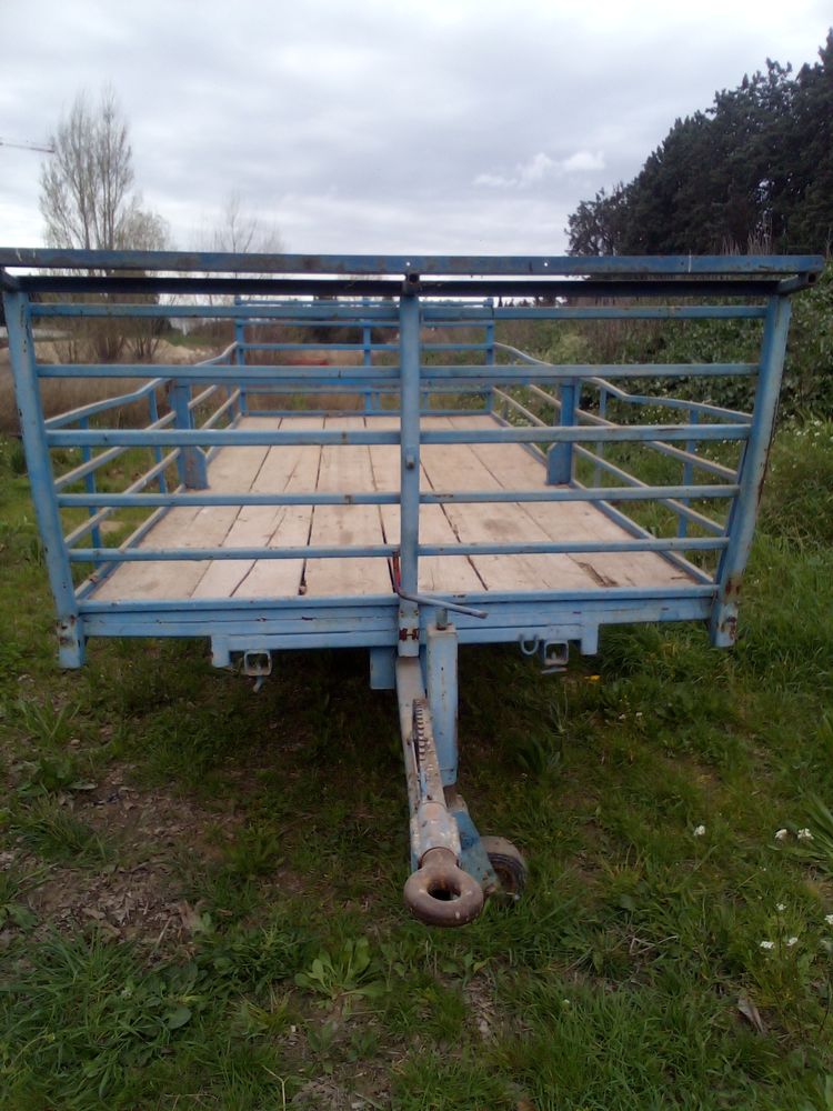 remorque agricole 700 Montfavet (84)