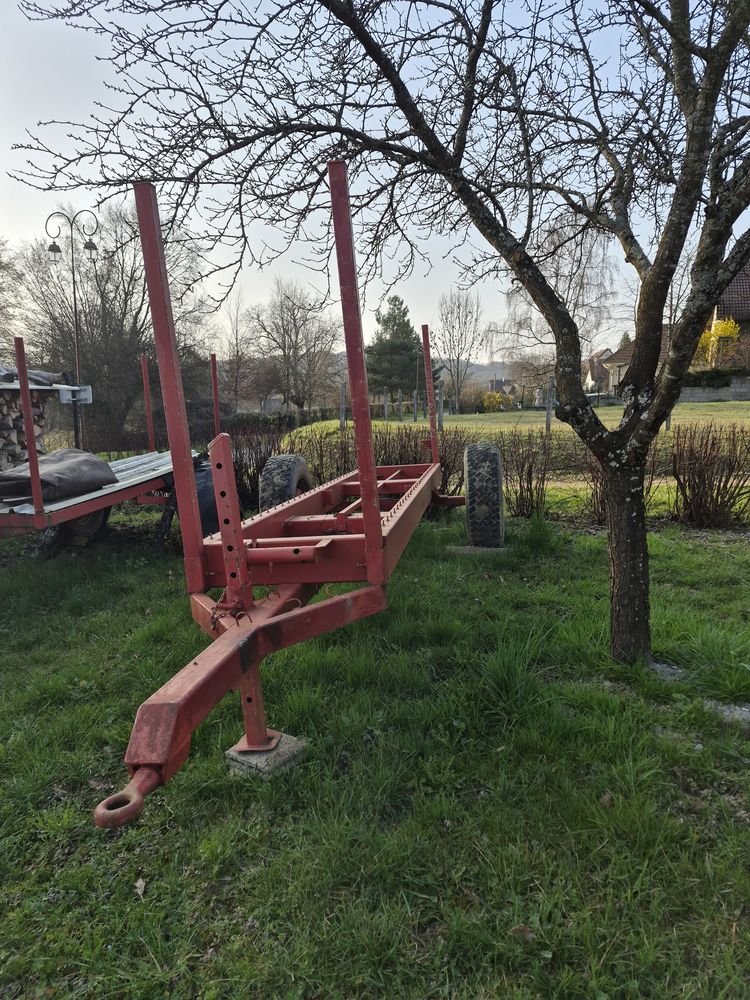 Remorque a bois 5 st�res prix a d�battre 2000 Adelans-et-le-Val-de-Bithaine (70)