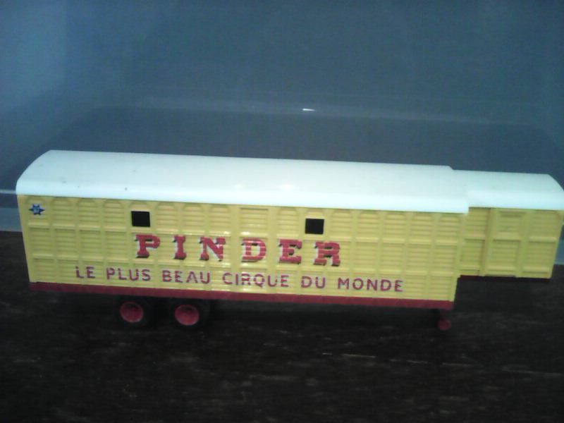 Remorque Pinder 1/64 Mod�le r�duit 18 Marmande (47)