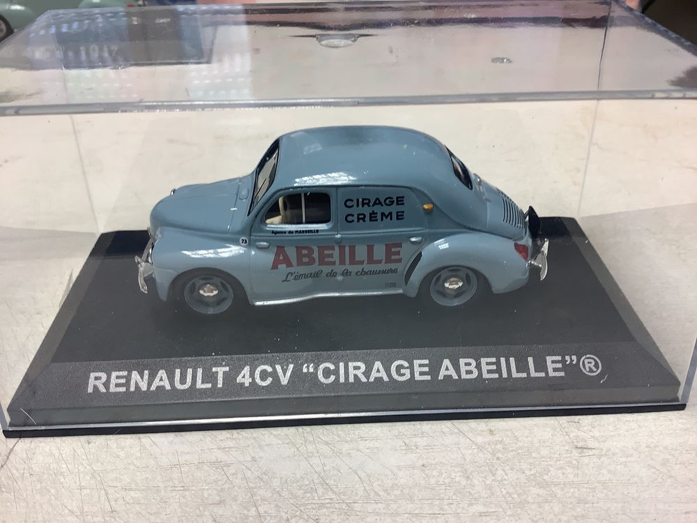 RENAULT 4CV CIRAGE ABEILLE 1/43 voiture miniature 10 Al�s (30)