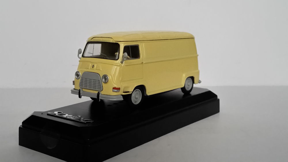 Renault Estafette fourgon 1962 18 Follainville-Dennemont (78)