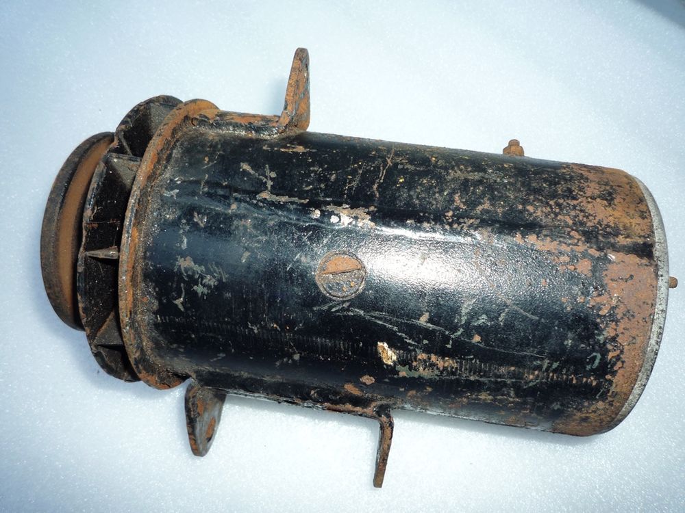 RENAULT 8 10 FLORIDE CARAVELLE - Dynamo 12 V 40 Paris 13 (75)