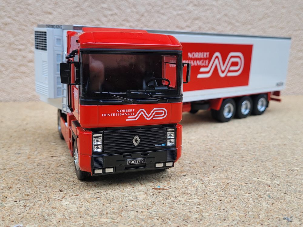 CAMION ELIGOR 1/43 Renault MAGNUM semi remorque CAT AE