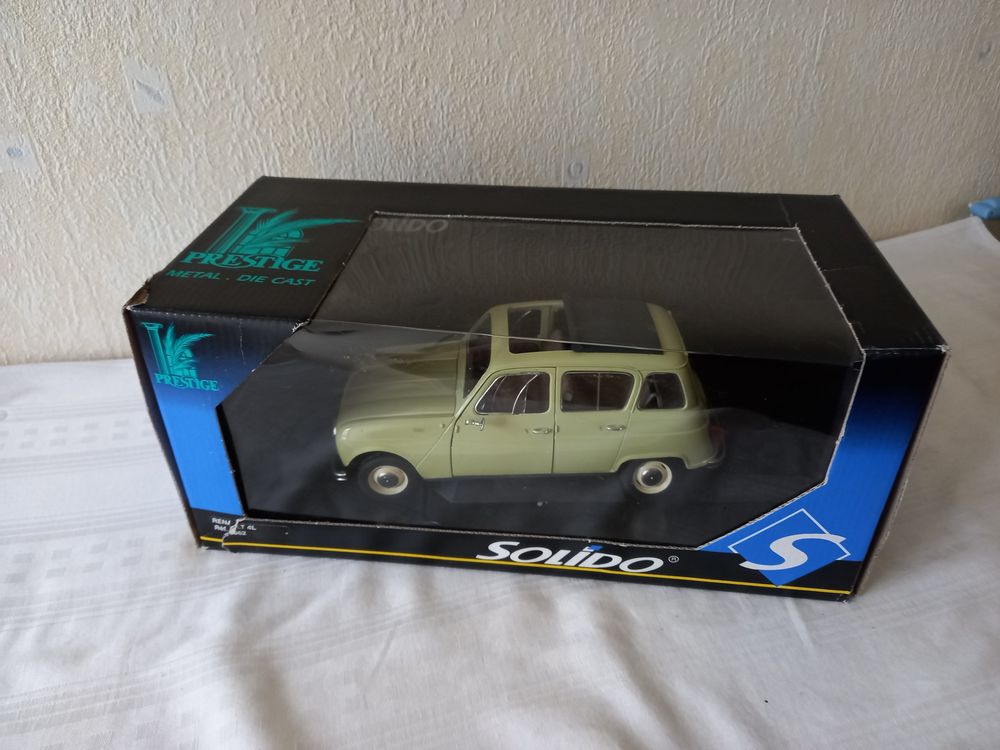 renault 4L solido 45 Saint-Bonnet-Avalouze (19)