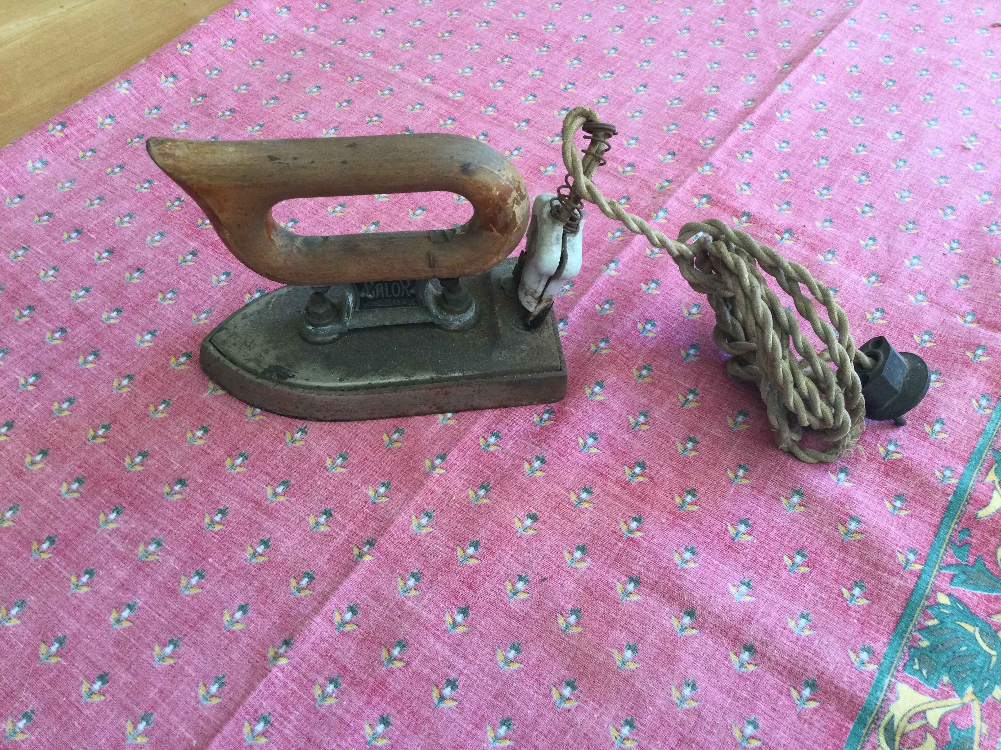 Fer � repasser Calor Unis France vintage 30 Toulouse (31)