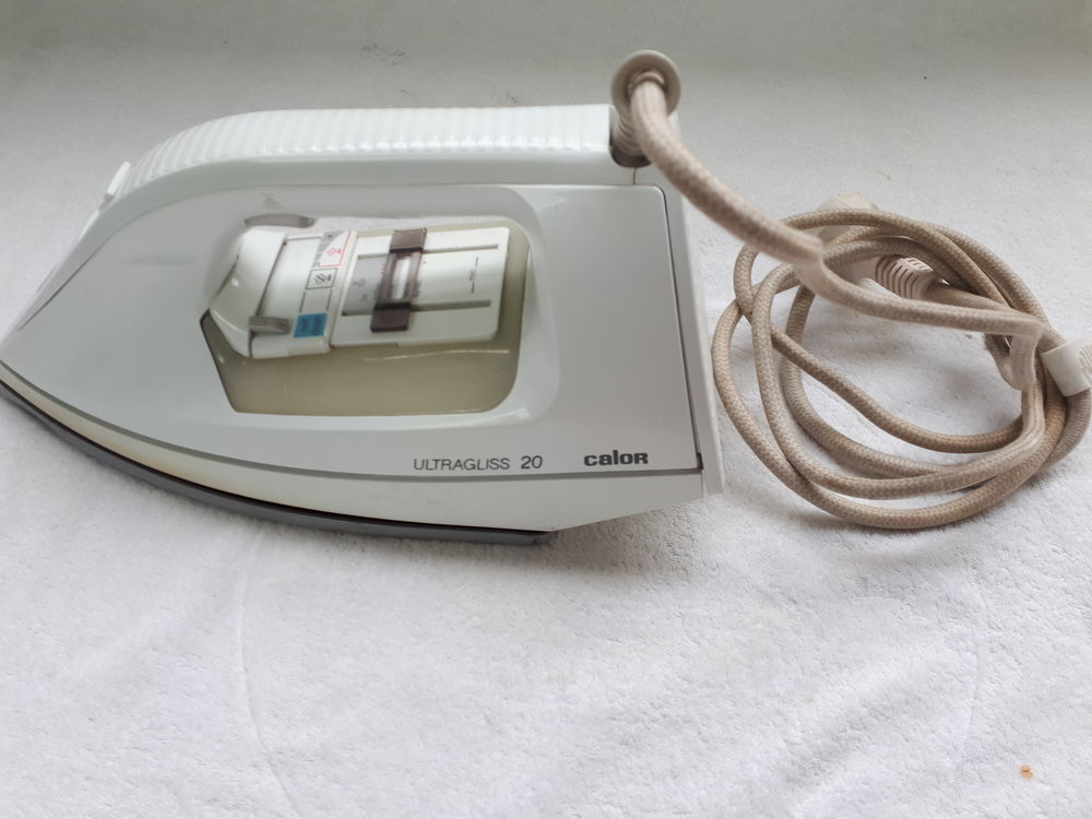 Fer � repasser � vapeur Calor 5 Montigny-Lencoup (77)