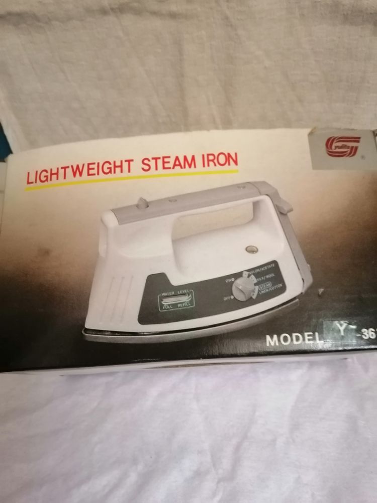 FER   A  REPASSER  VAPEUR  DE  VOYAGE 20 Toulouse (31)