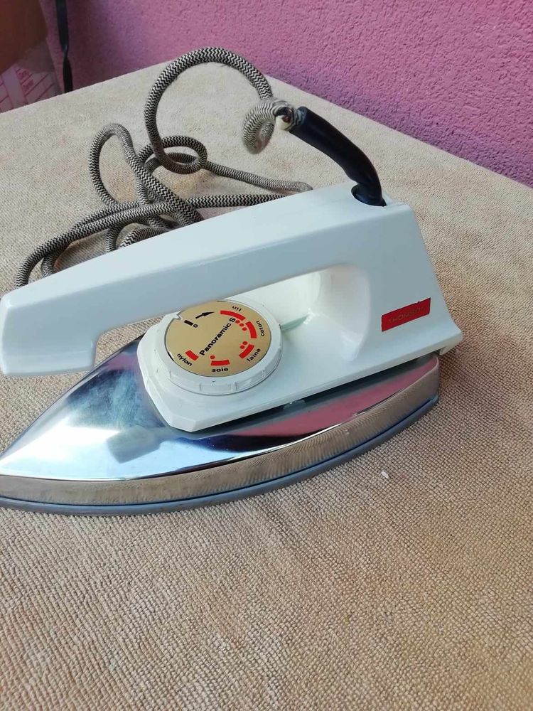 fer � repasser vintage - Thomson Panoramic S 8 Valdoie (90)