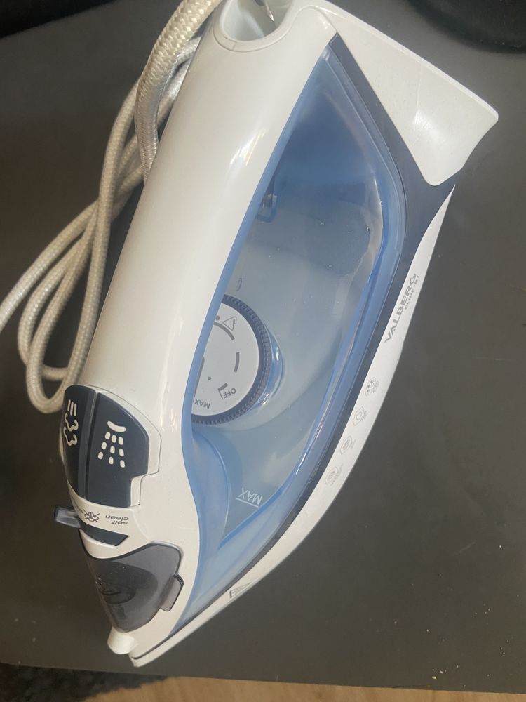 Fer a repasser 25 Lille (59)