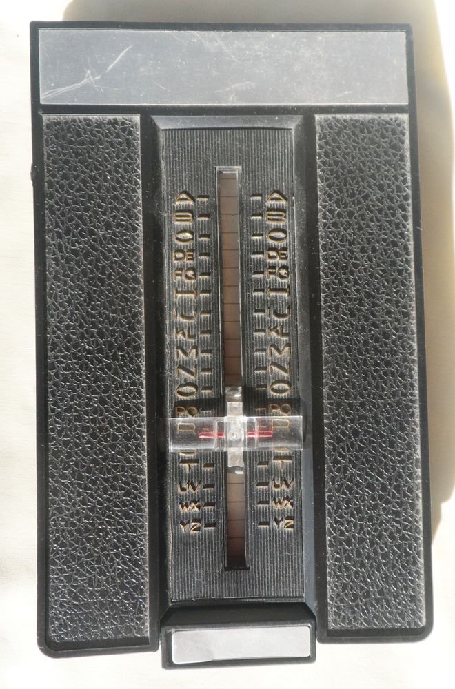 R�pertoire  t�l�phonique vintage des ann�es 70 neuf
10 Castries (34)