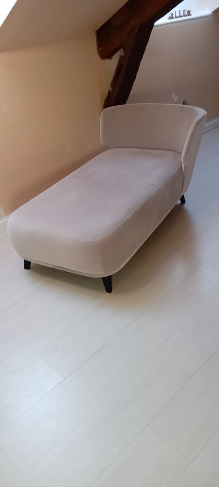 lit repos velours 
310 Aurillac (15)