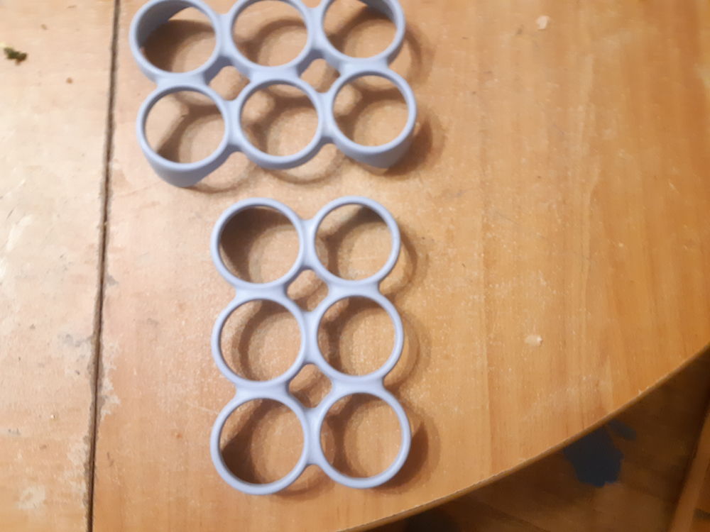 Repose 6 oeufs x2 en plastique pour frigo 3.5 Montb�liard (25)