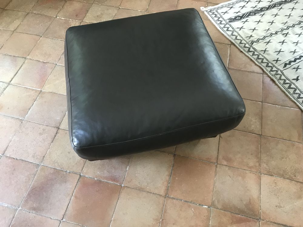 repose-pieds en cuir
150 Venelles (13)