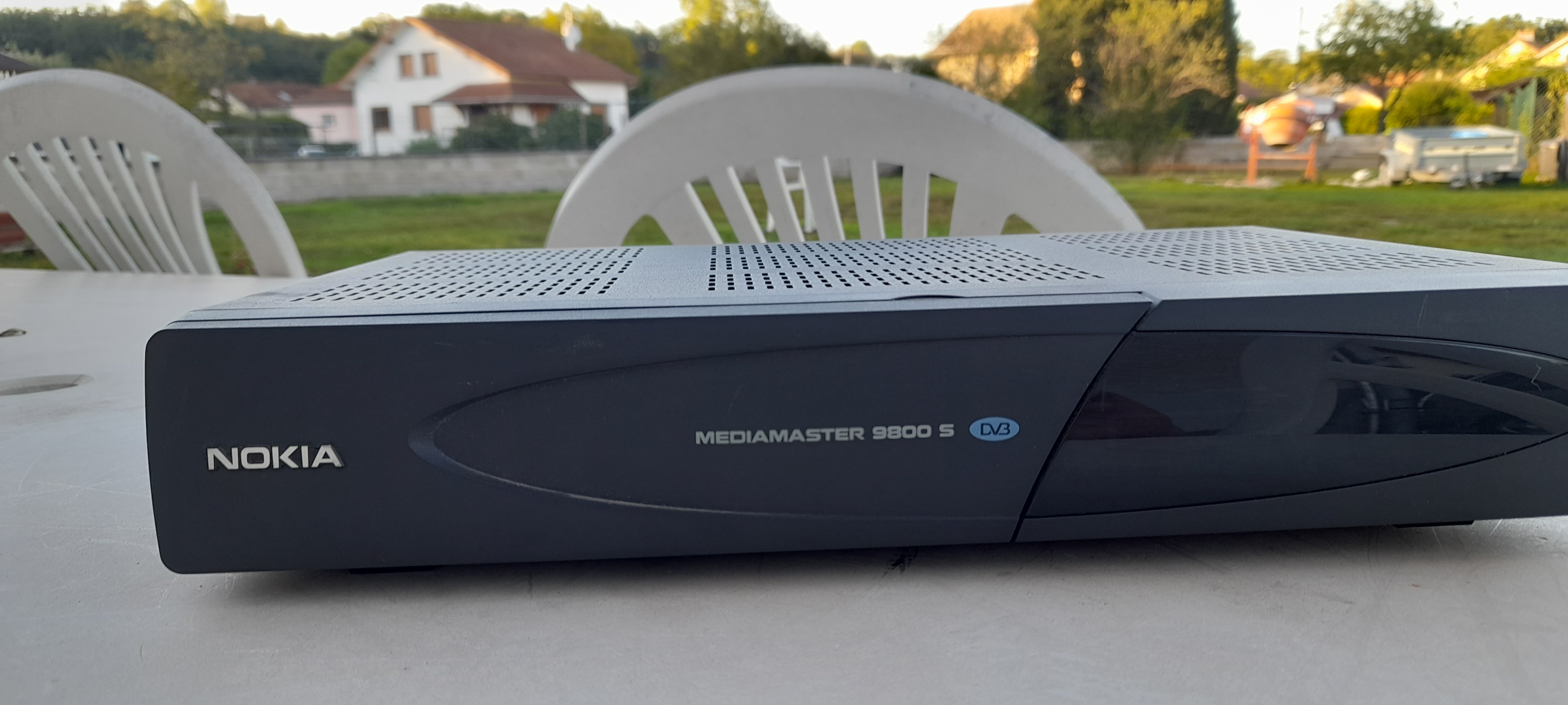 R�server marque Nokia en tr�s bonne �tat  tr�s peu servi 89 Valentigney (25)