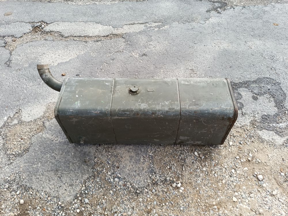 reservoir camion 100 litres 97.5x37x29.5 cm 160 Saint-Jean-de-Fos (34)