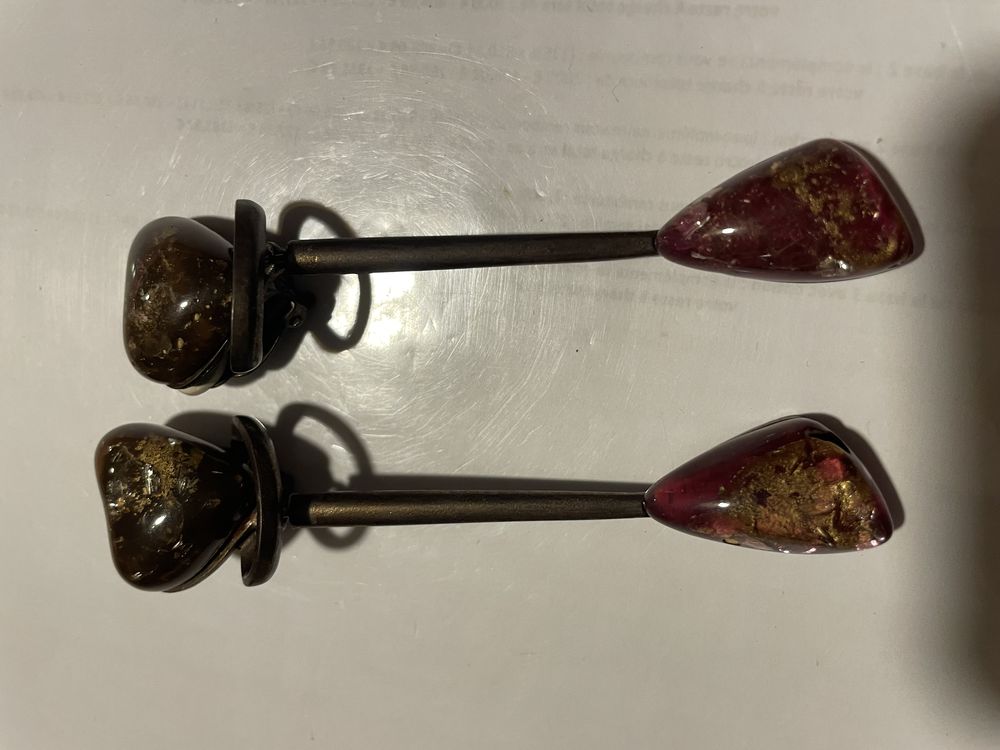 BO r�sine ambr�e feuille d'or pendant r�sine rouge LACROIX 230 Vigneux-sur-Seine (91)