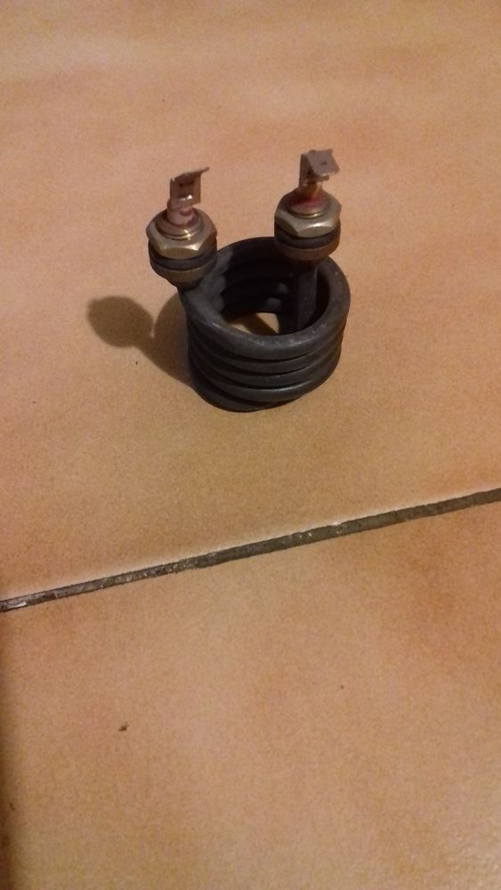 R�sistance chauffante pour percolateur ? cafeti�re etc?..
10 Sept�mes-les-Vallons (13)