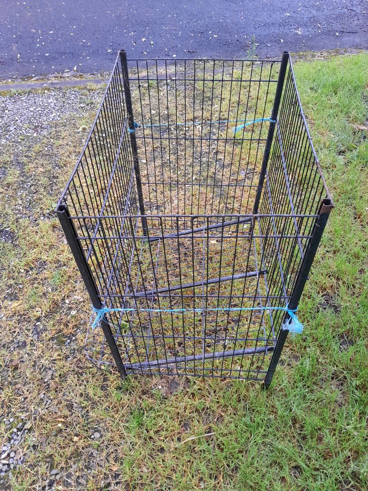 Resserre � pommes de terre 12 Oroux (79)