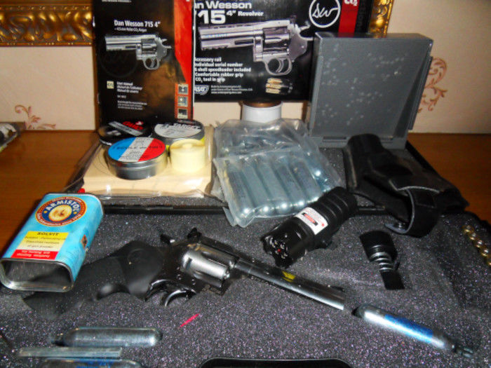 Revolver barillet a plomb CO2 Dan Wesson 357 Magnum 715/4? ? 0 Villeneuve-d'Ascq (59)