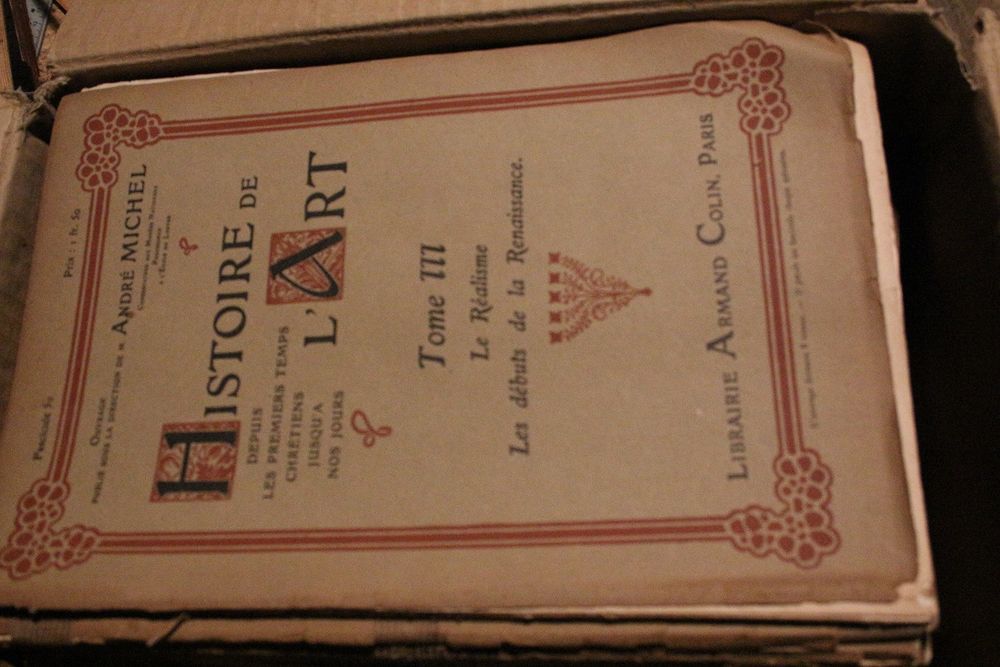 Revues anciennes  Histoire de l'art  10 Marennes (17)