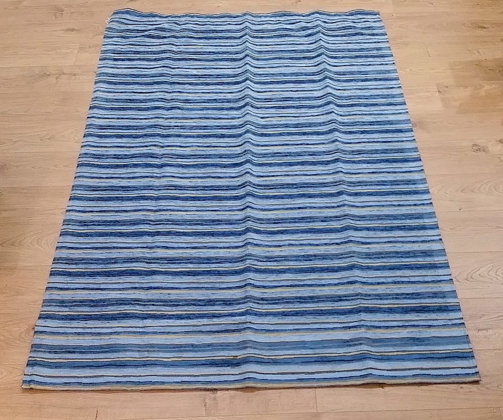 Rideau occultant bleu et or 25 Paris 18 (75)