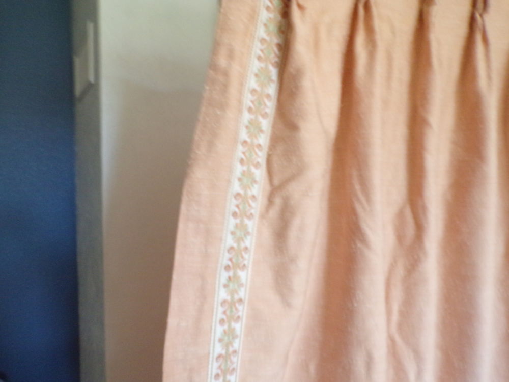 RIDEAU plus embrases plus tringle couleur or 5 Lu�on (85)