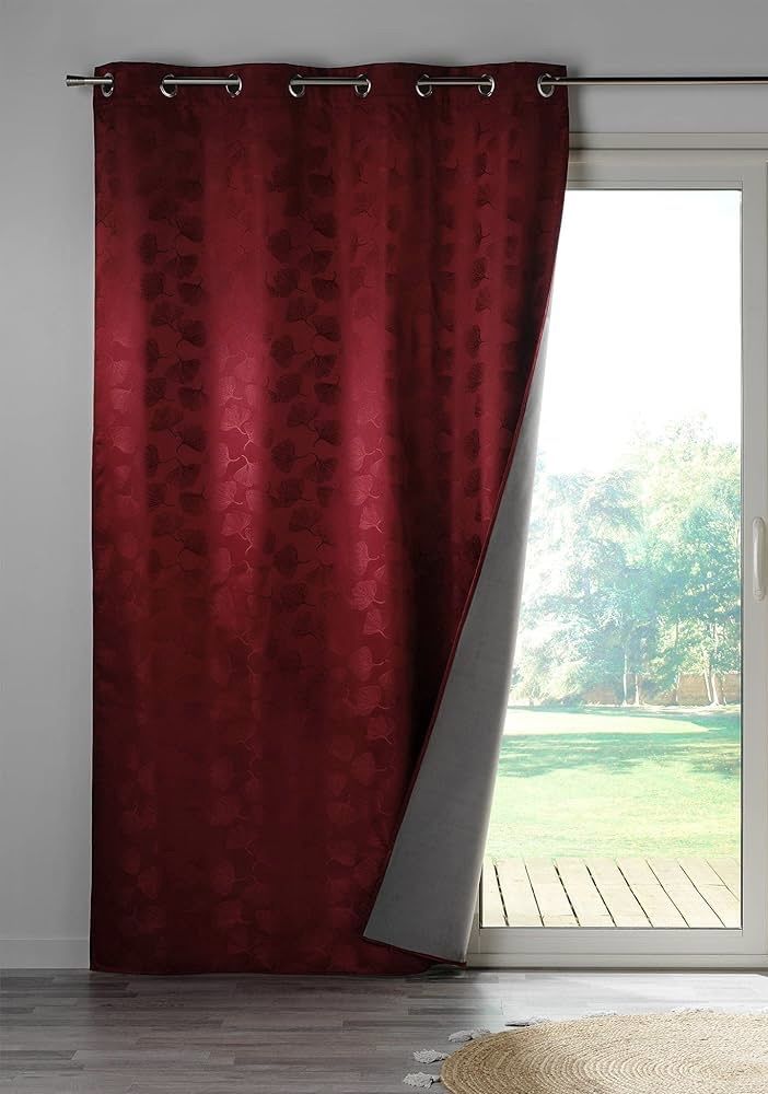 Rideau rouge opaque 15 B�ziers (34)