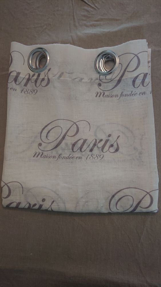 Rideau Voilage cr�me  Paris 8 Sologny (71)