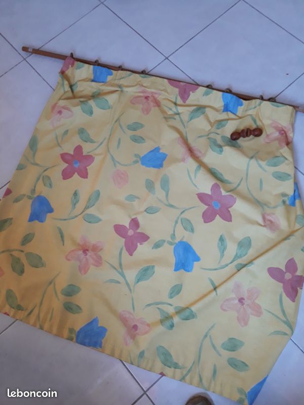 rideaux
10 Beauquesne (80)