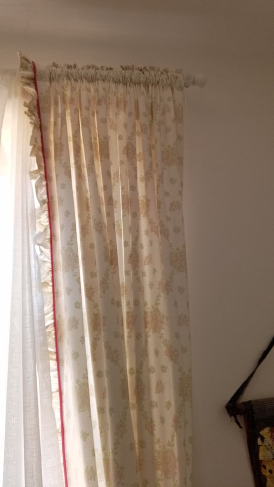 Rideaux 10 Saint-Geni�s-de-Malgoir�s (30)