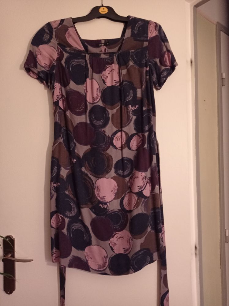 Robe avec ceinture assortie 14 Illiers-Combray (28)