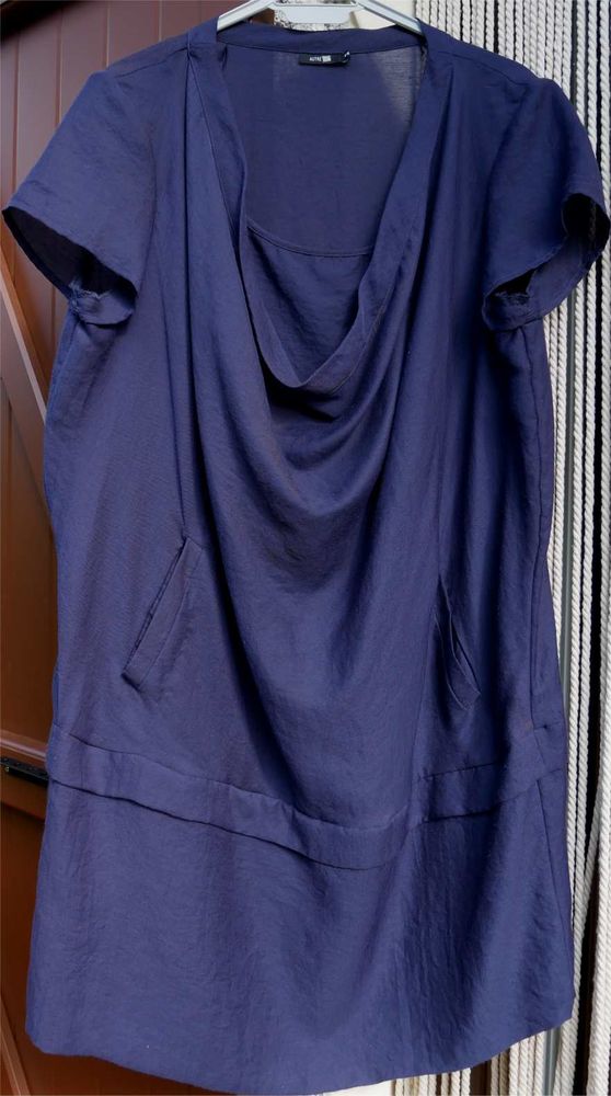 robe bleue 25 Saint-Germain-du-Plain (71)