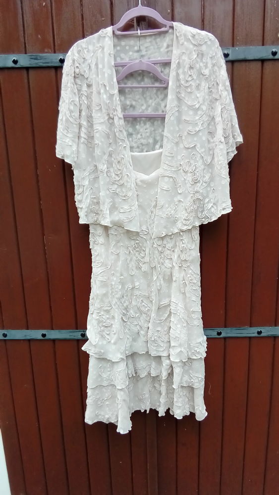 Robe  a bretelles 40 Cusset (03)