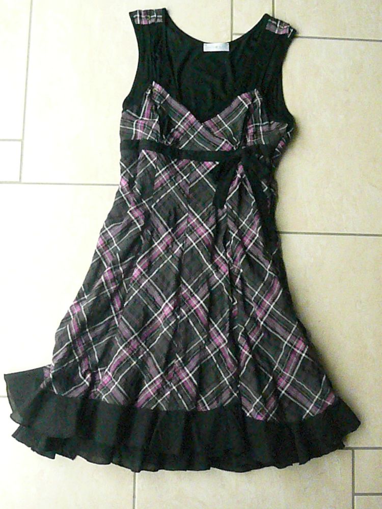 Robe Cache Cache T38 9 Franqueville-Saint-Pierre (76)