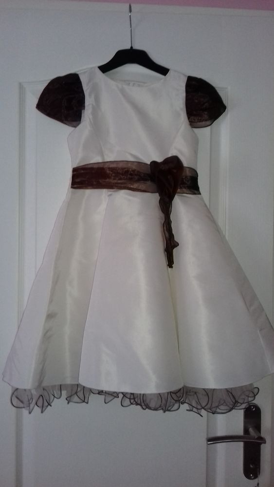 Robe de c�r�monie fille 15 Breux-Jouy (91)
