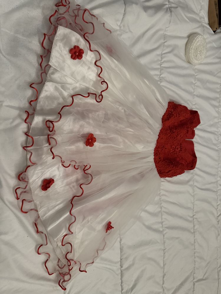 Robe c�r�monie fille taille 4 ans 15 Cambremer (14)