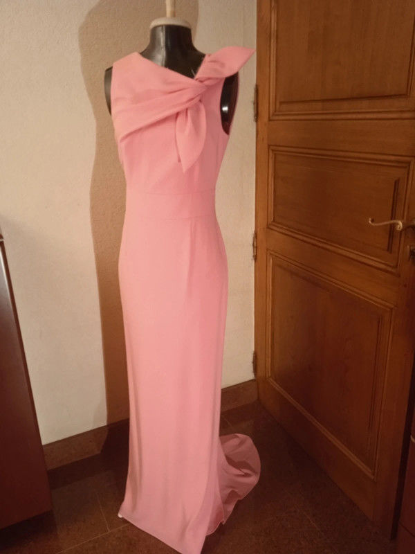 Robe de c�r�monie Paul KA 0 Les Abrets en Dauphin� (38)