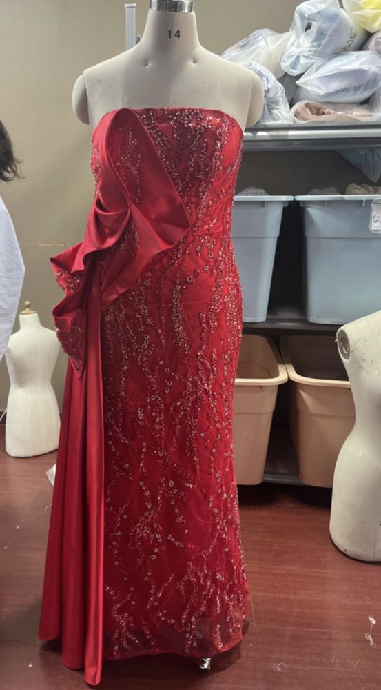 Robe c�r�monie 350 Longjumeau (91)