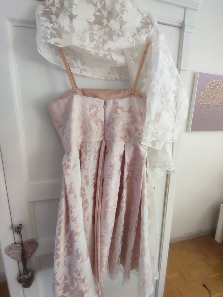 Robe c�r�monie 80 Marseille 4 (13)