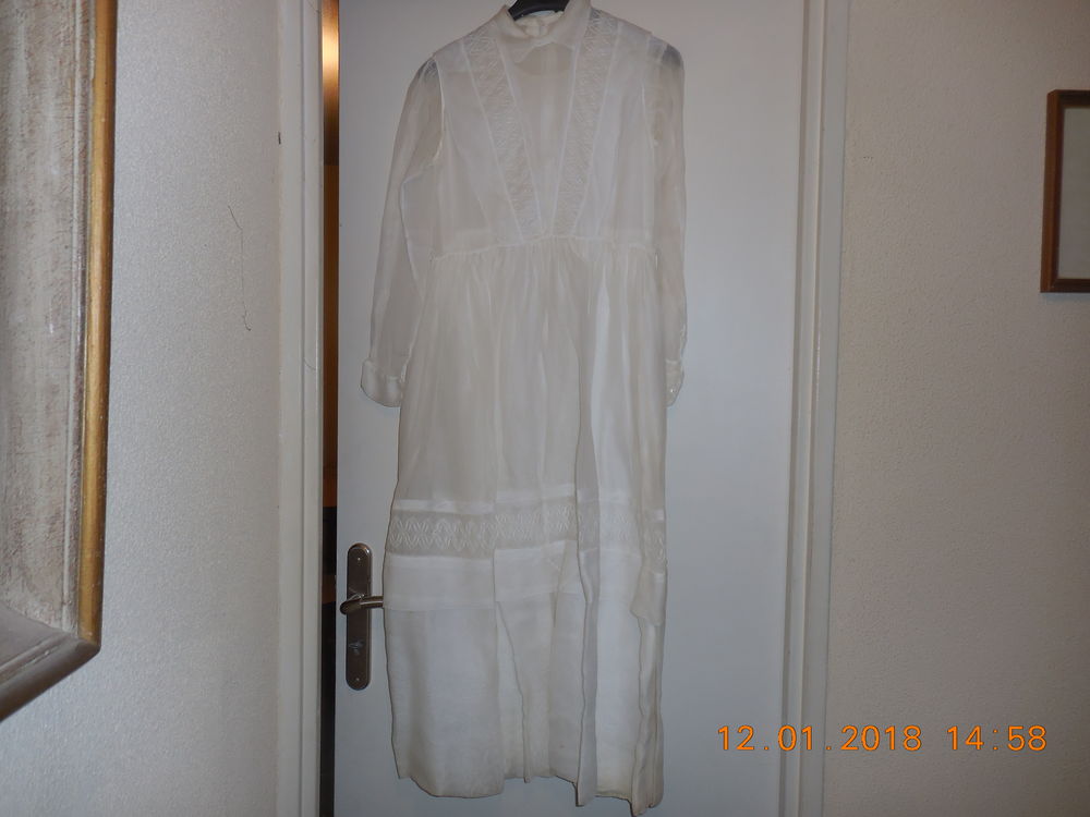robe de communion  et son voile vintage 50 Sète (34)