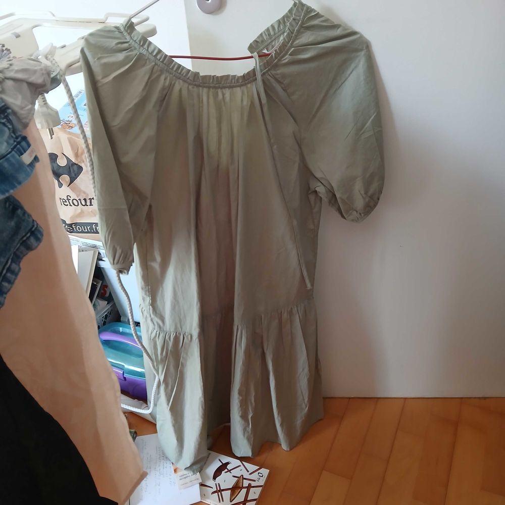 Robe coton 10 �zanville (95)