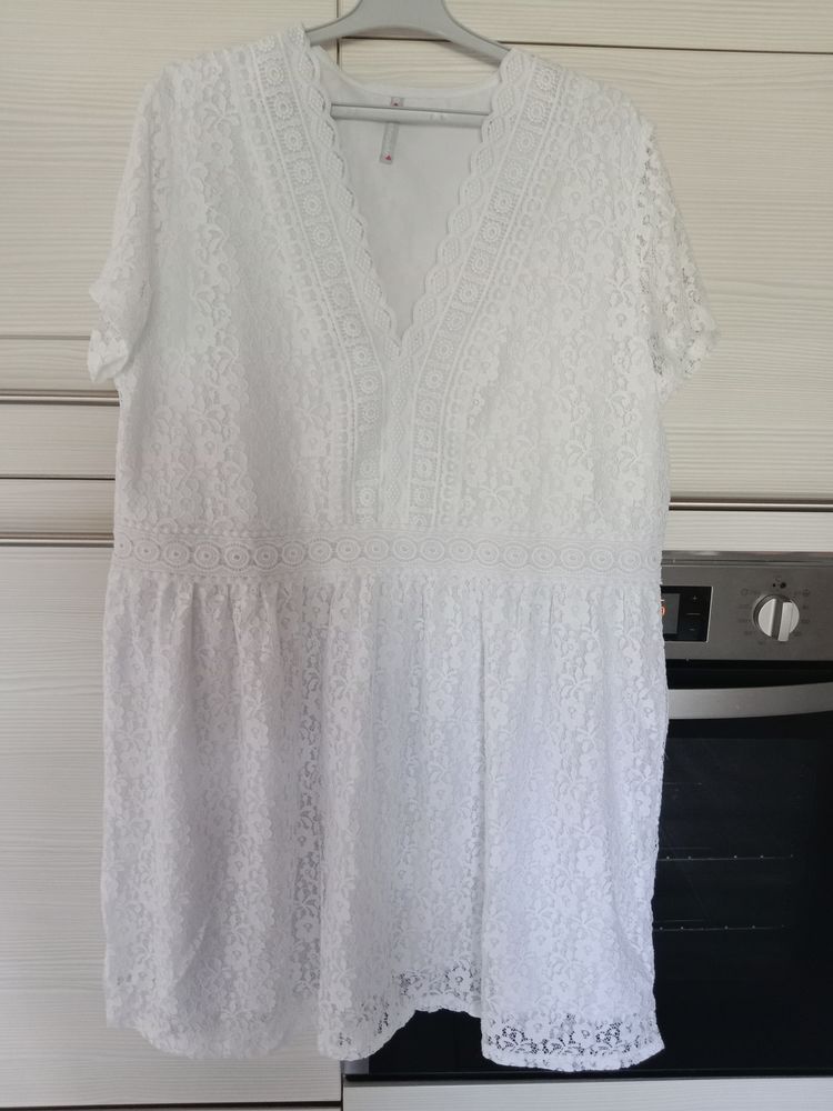 robe courte de mari�e 60 Saint-Hilaire-du-Maine (53)