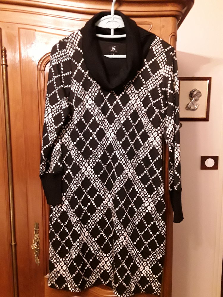 Robe k design 30 Pons (17)