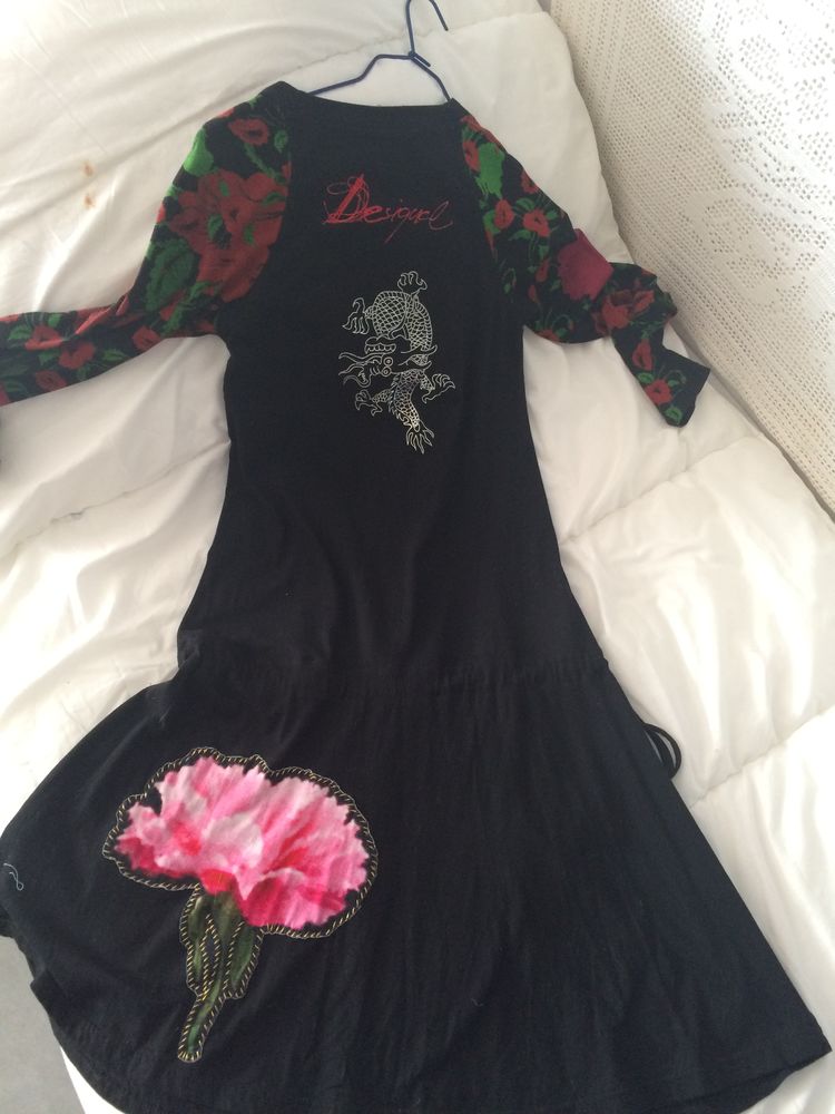Robe Desigual 20 Saint-Etienne-de-Tulmont (82)