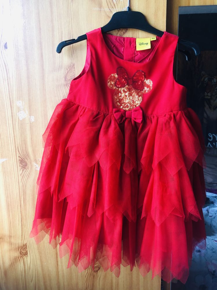 robe Disney 12 Saint-Etienne (42)